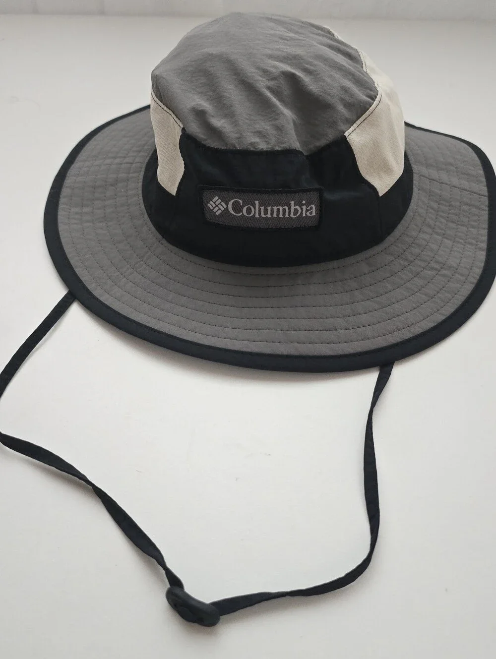 Columbia Kids Bora Bora II Booney Hat L/XL Omni-Shade UPF 50 Hiking Gray